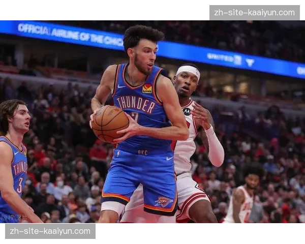 文班亚马霍姆格伦对比 两种防守哲学在战术中体现