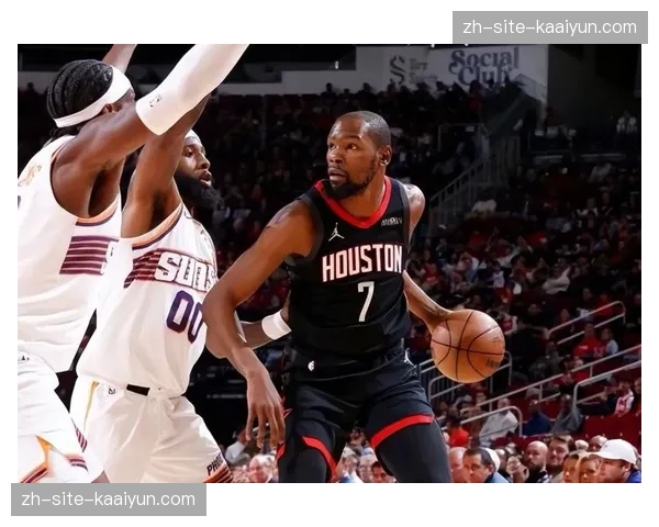 火箭年轻阵容领先把控能力不足 绝杀掩盖末节决策失误